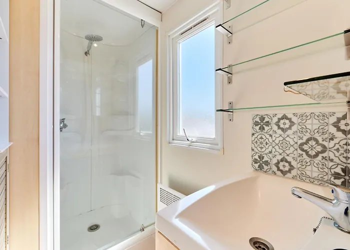 Super Octalia - 5 By Interhome * Les Pieux