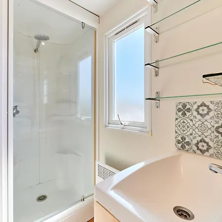 Super Octalia - 5 By Interhome * Les Pieux